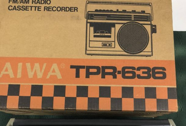 AIWA TPR-636