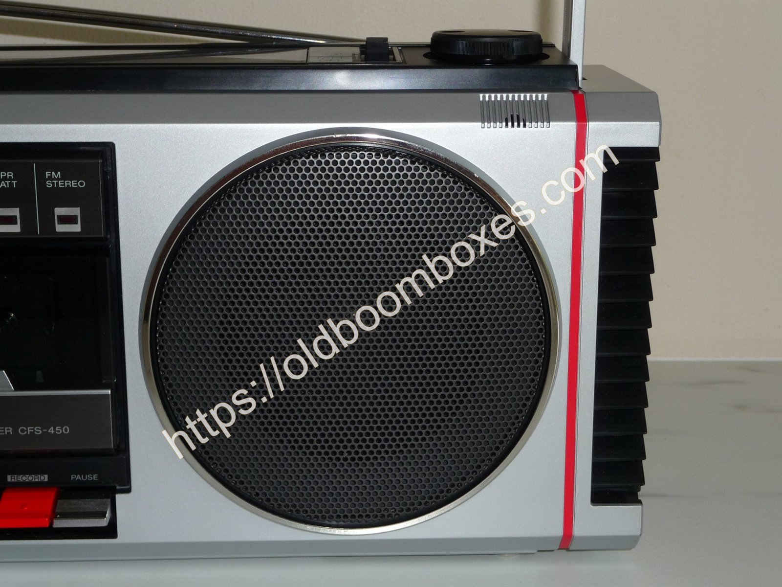 SONY CFS-450 Stereo Radio Cassette Recorder - Old Boomboxes