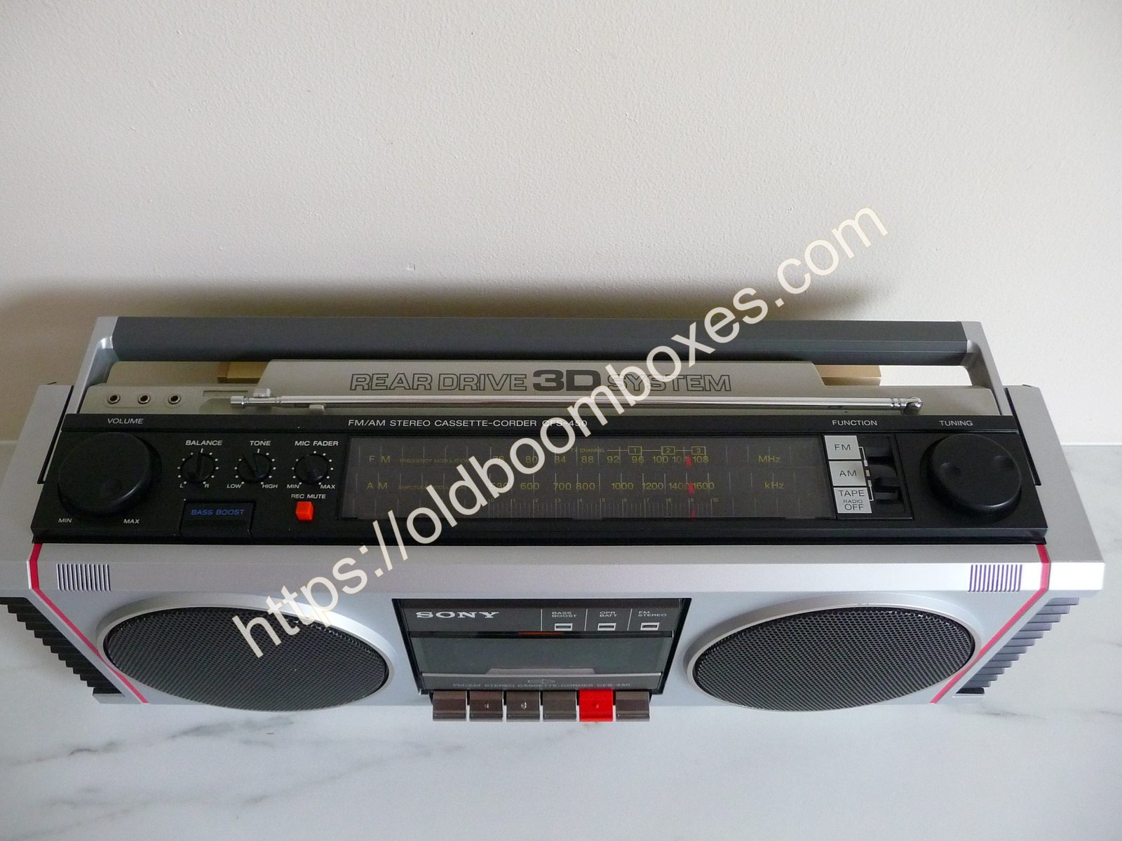 SONY CFS-450 Stereo Radio Cassette Recorder - Old Boomboxes